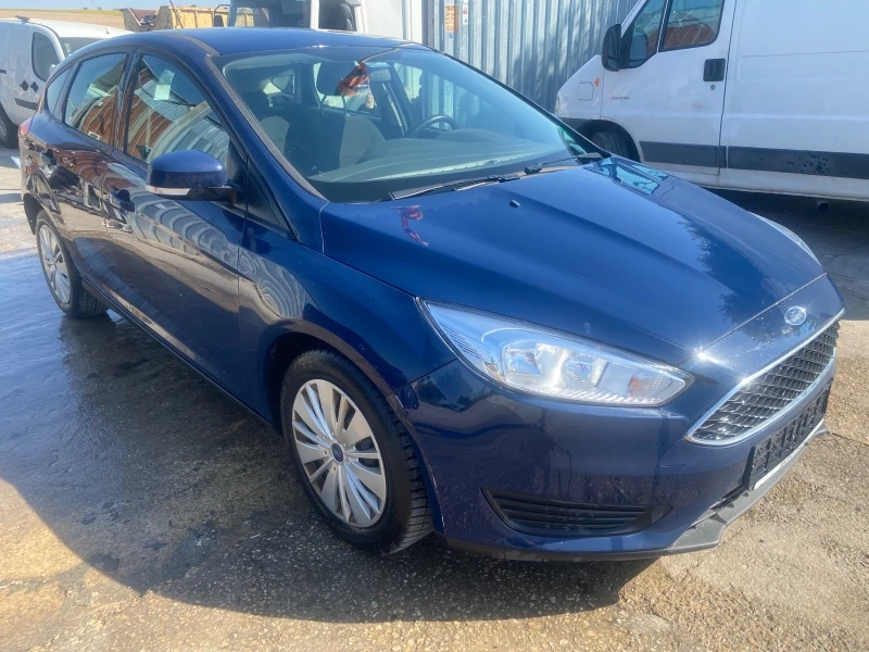 Ford Focus 1.0Т, снимка 2 - Автомобили и джипове - 37544288