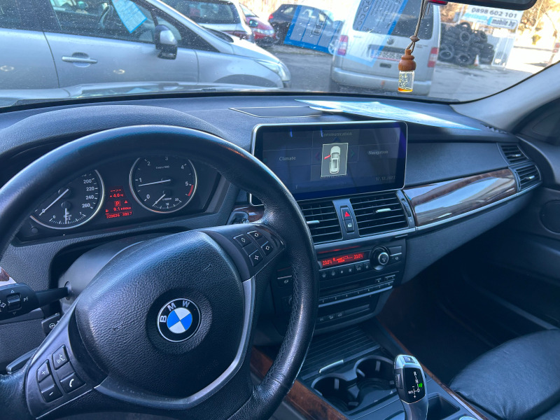 BMW X5 3.0 TDI, снимка 8 - Автомобили и джипове - 40837803