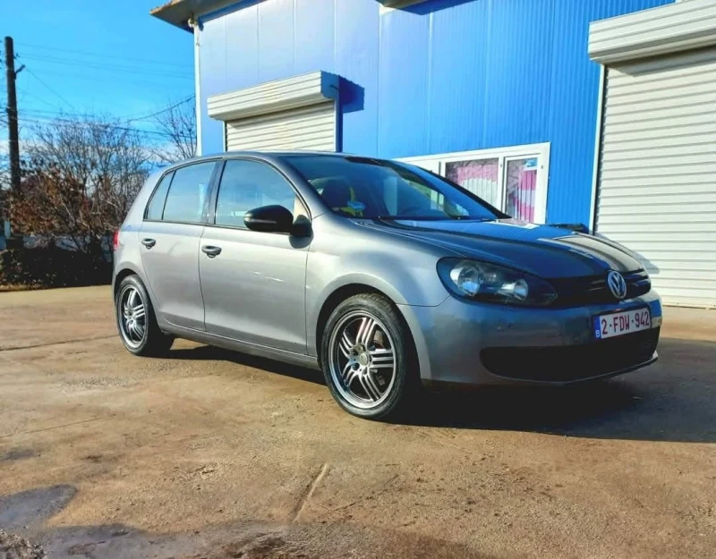 VW Golf, снимка 1 - Автомобили и джипове - 48527905