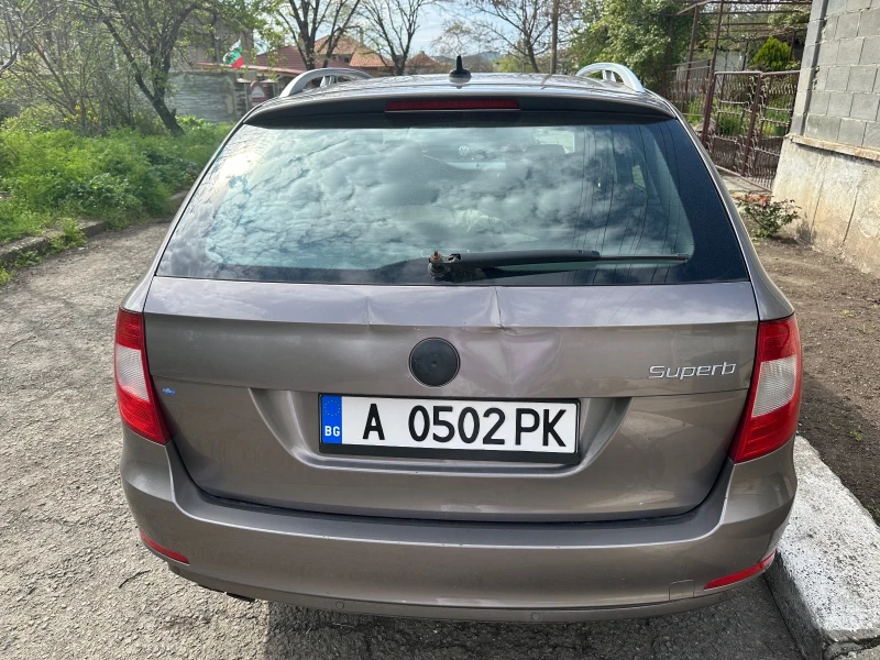 Skoda Superb, снимка 3 - Автомобили и джипове - 49772811