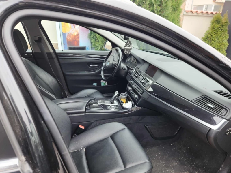 BMW 523 3.0i F11-204hp avtomat-top, снимка 2 - Автомобили и джипове - 52636896