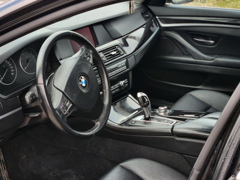 BMW 523 3.0i F11-204hp avtomat-top, снимка 13 - Автомобили и джипове - 52636896