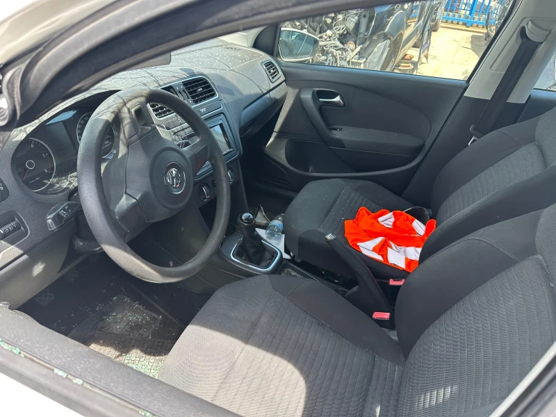VW Polo 1.2 TDI, снимка 5 - Автомобили и джипове - 50551784