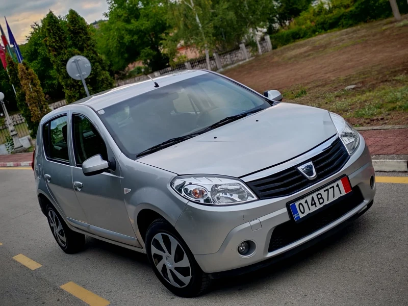 Dacia Sandero 1.2I 16V(75)* FACELIFT* EURO-5* НОВ ВНОС* , снимка 9 - Автомобили и джипове - 51422823