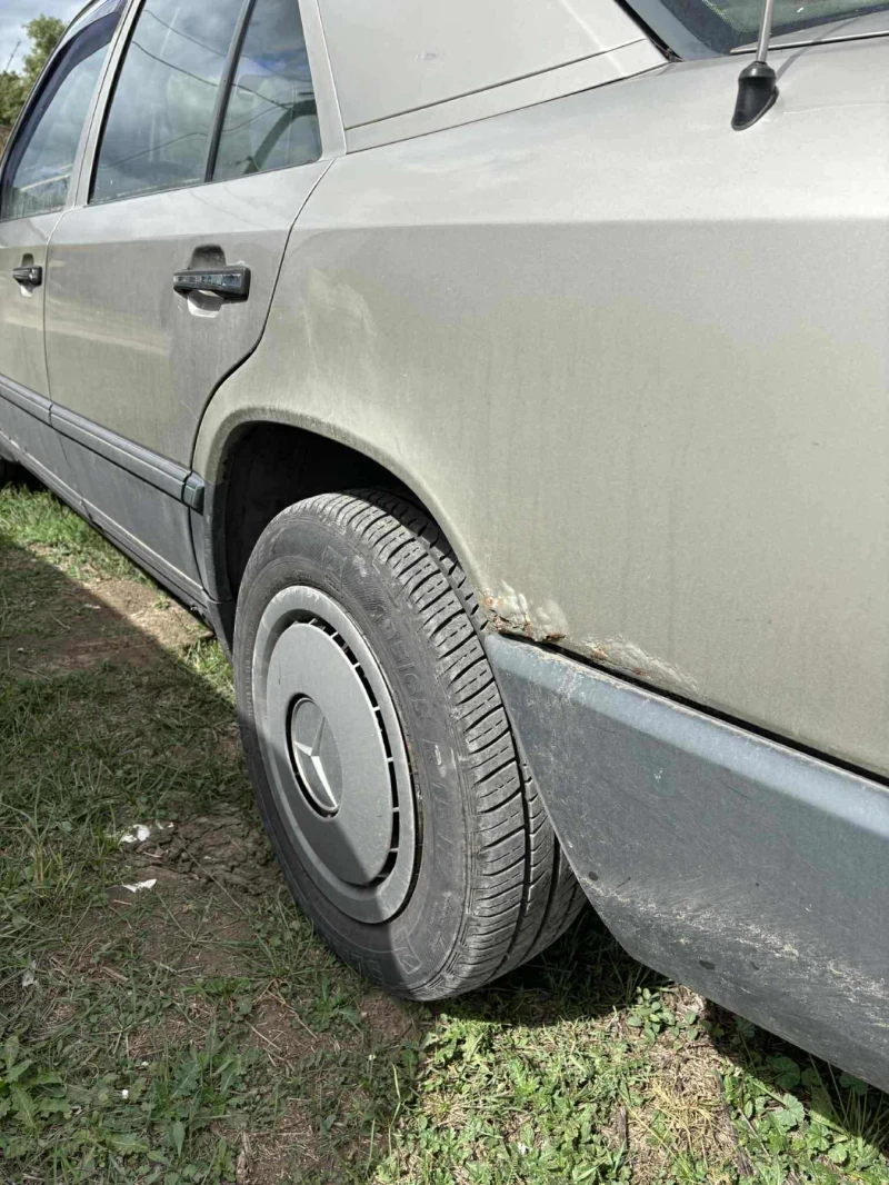 Mercedes-Benz 124 250D, снимка 9 - Автомобили и джипове - 51787210