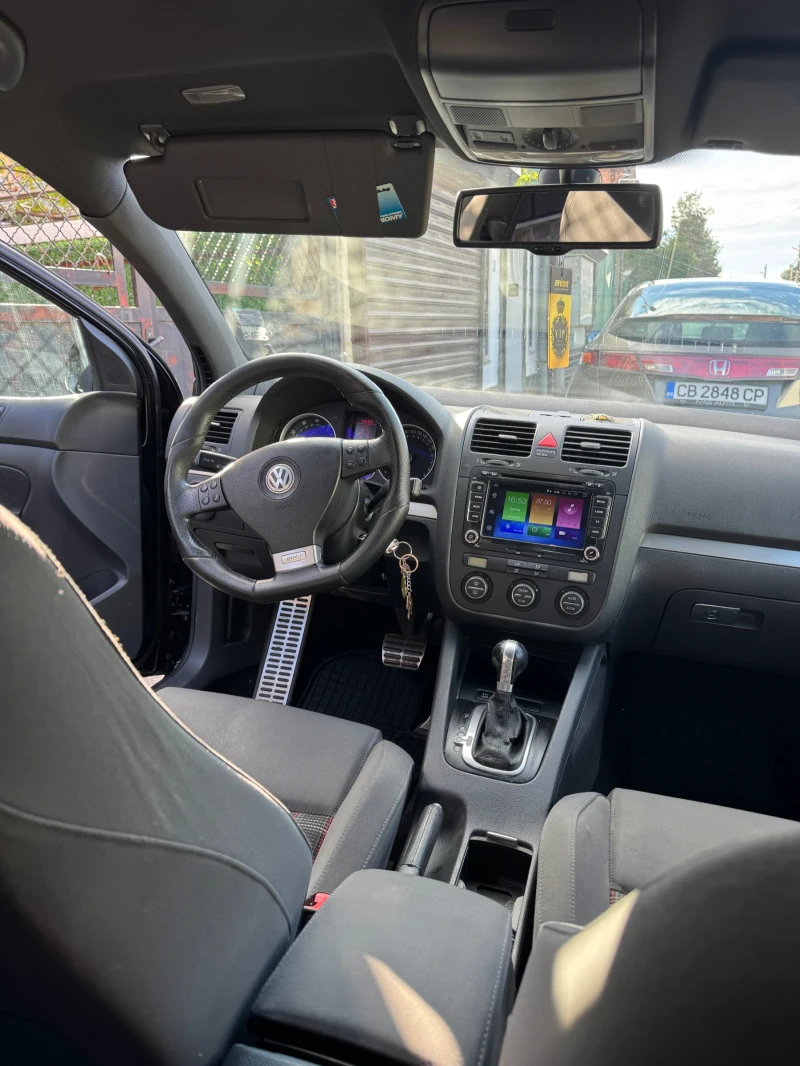 VW Golf GTI, снимка 12 - Автомобили и джипове - 52848356