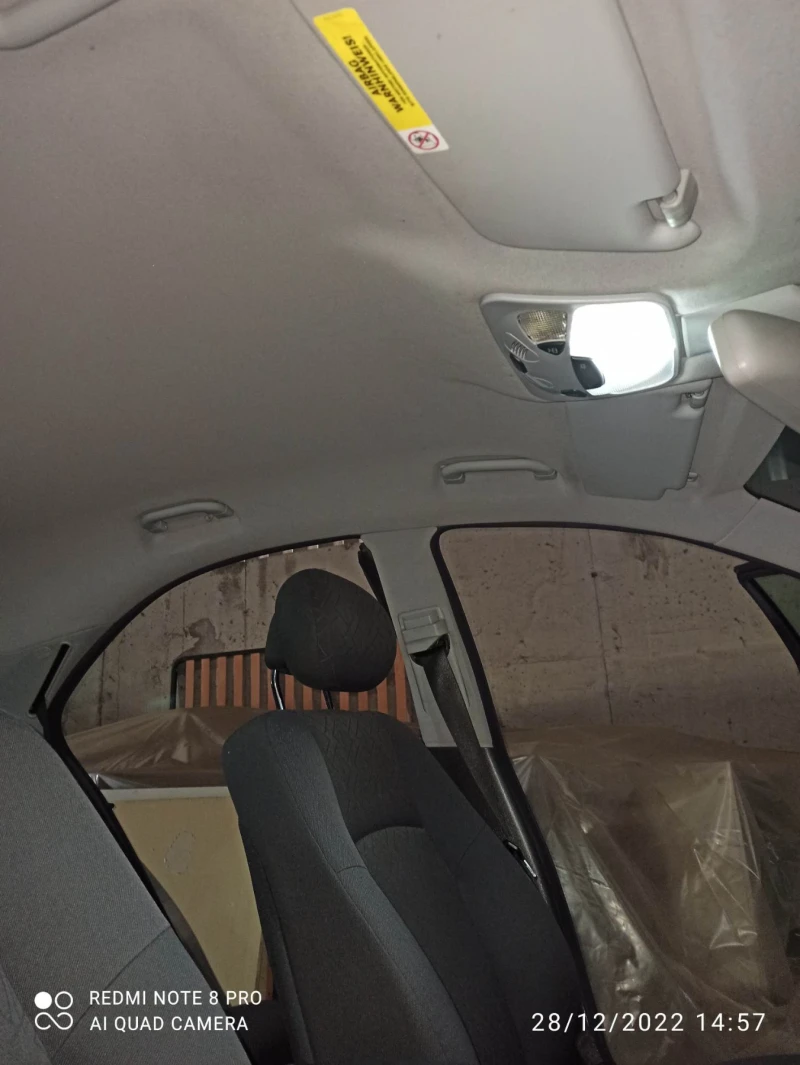 Mercedes-Benz C 180, снимка 4 - Автомобили и джипове - 52668515