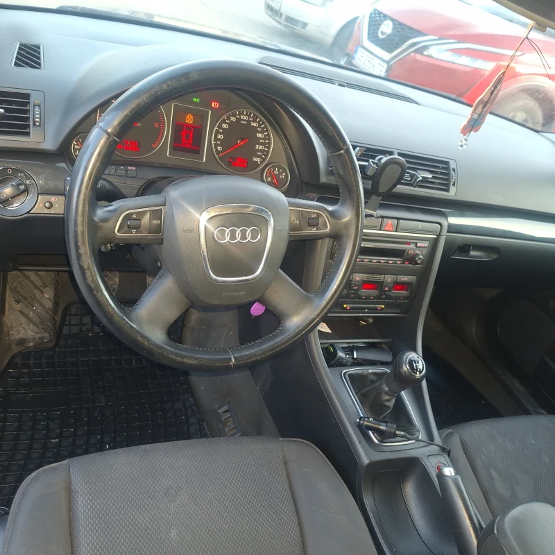 Audi A4 1.9 TDI 2004 г. 116 к.с, снимка 5 - Автомобили и джипове - 52816718