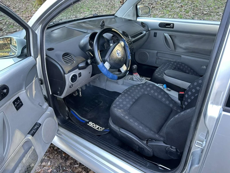 VW Beetle, снимка 4 - Автомобили и джипове - 52980745