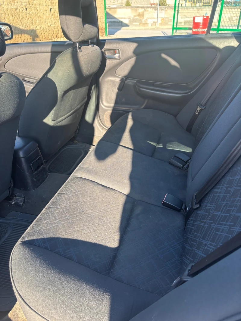 Toyota Avensis, снимка 9 - Автомобили и джипове - 53497752