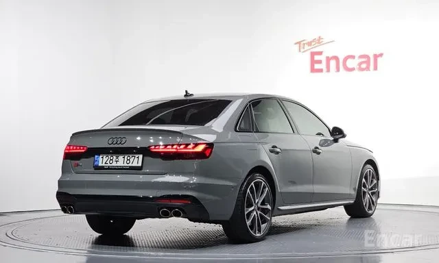 Audi S4 HUD| ПОДГРЕВ| ШИБЕДАХ| ОПЦИЯ ЗА ЛИЗИНГ, снимка 2 - Автомобили и джипове - 54427838