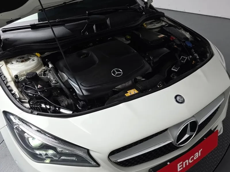 Mercedes-Benz CLA 250 4Matic, снимка 5 - Автомобили и джипове - 55830081