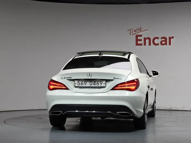 Mercedes-Benz CLA 250 4Matic, снимка 3 - Автомобили и джипове - 55830081