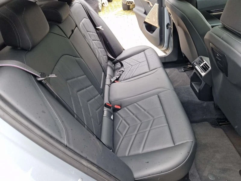 BMW i5 eDrive40 LED Ambient Leather Camera , снимка 6 - Автомобили и джипове - 56723728