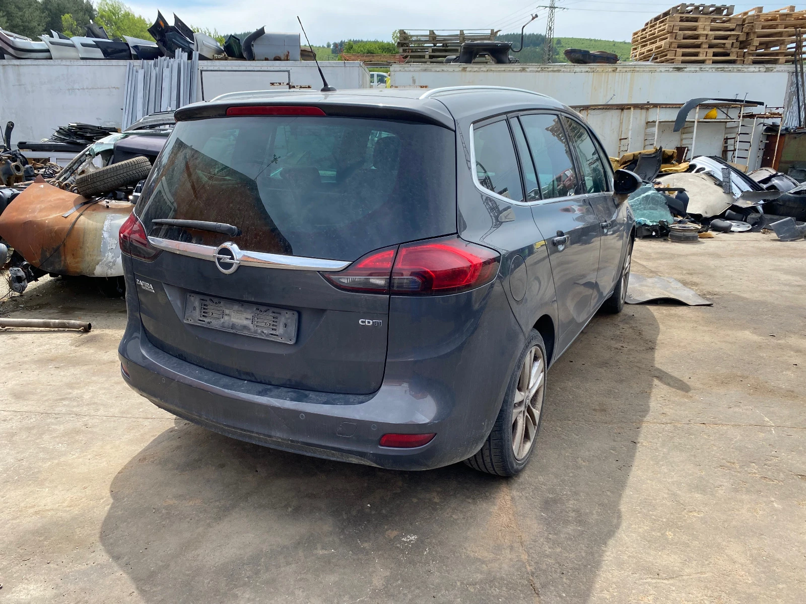 Opel Zafira 2.0 cdti A20DT - изображение 2