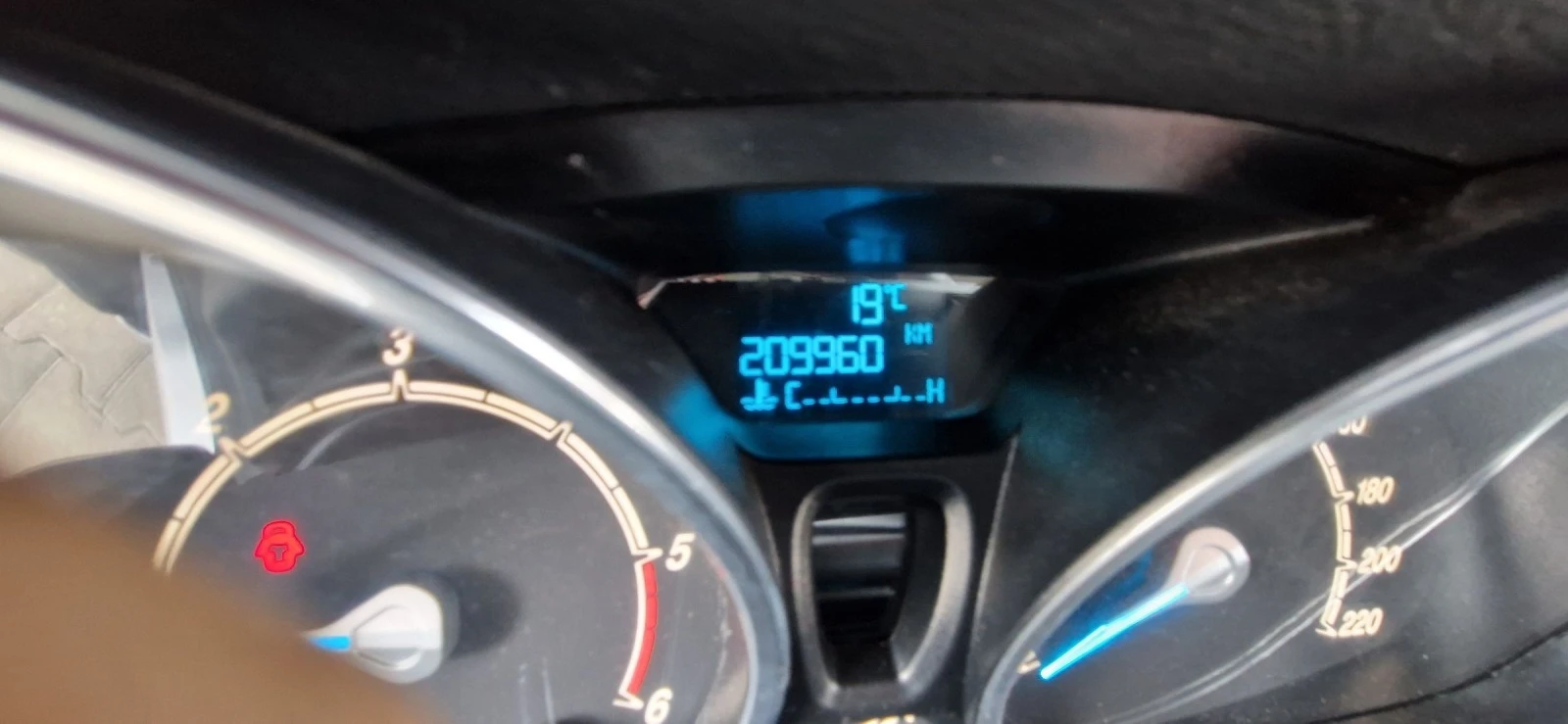 Ford B-Max 1.6 d 95k.c | Mobile.bg — изображение 13
