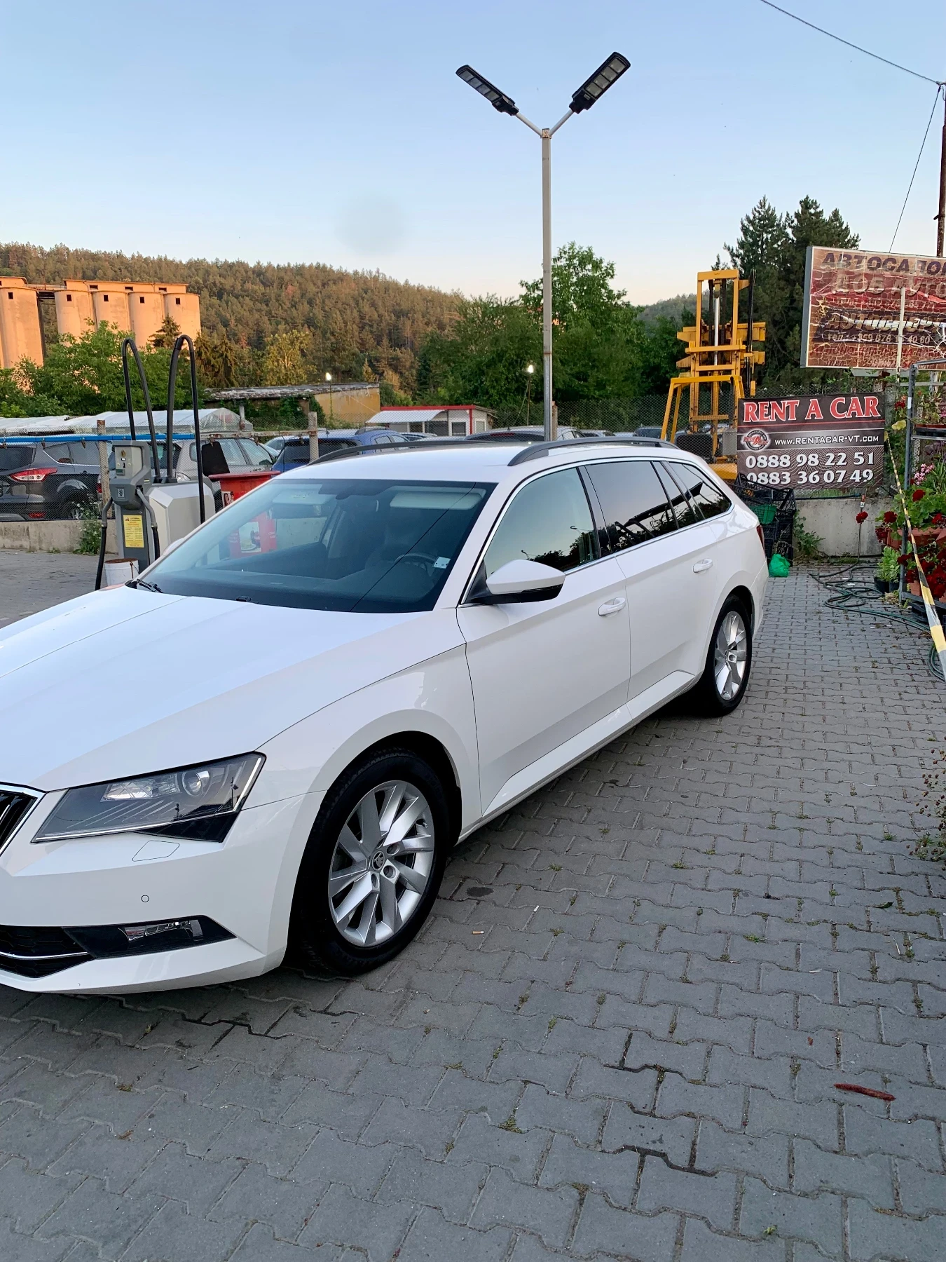 Skoda Superb 1.6TDI - изображение 4