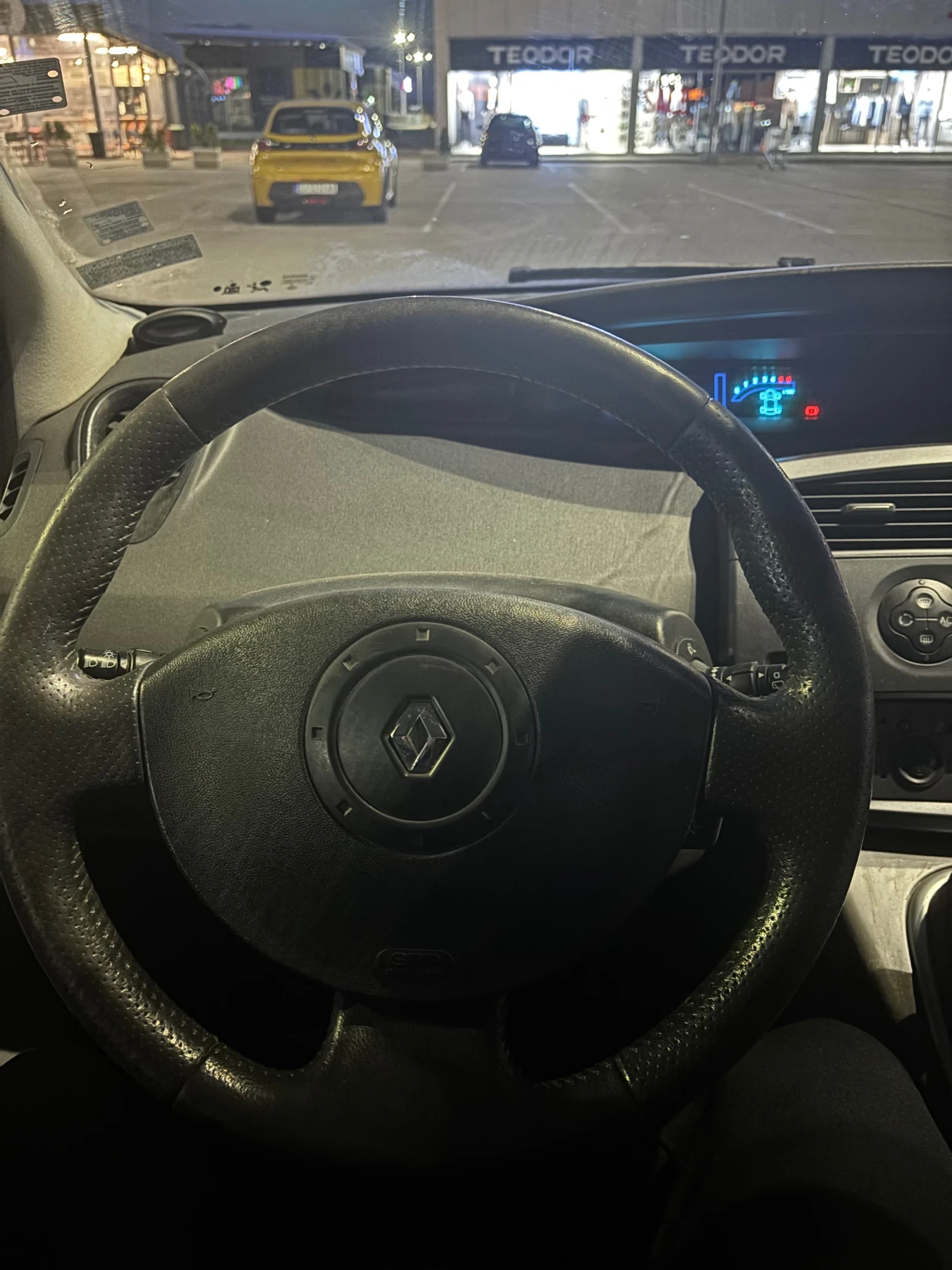 Renault Scenic  - изображение 9