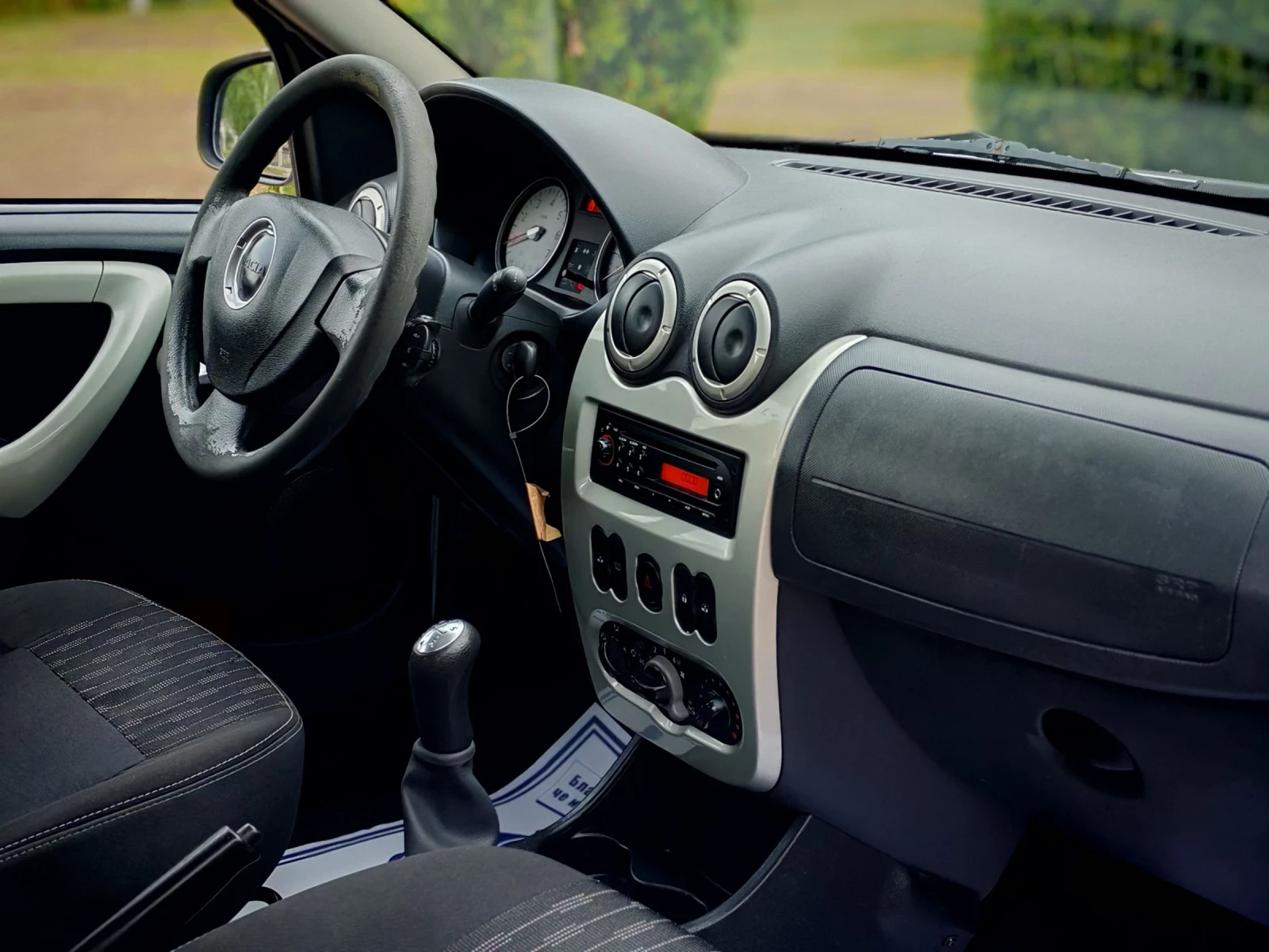 Dacia Sandero 1.2I 16V(75)* FACELIFT* EURO-5* ��� ����*  | Mobile.bg � ����������� 11