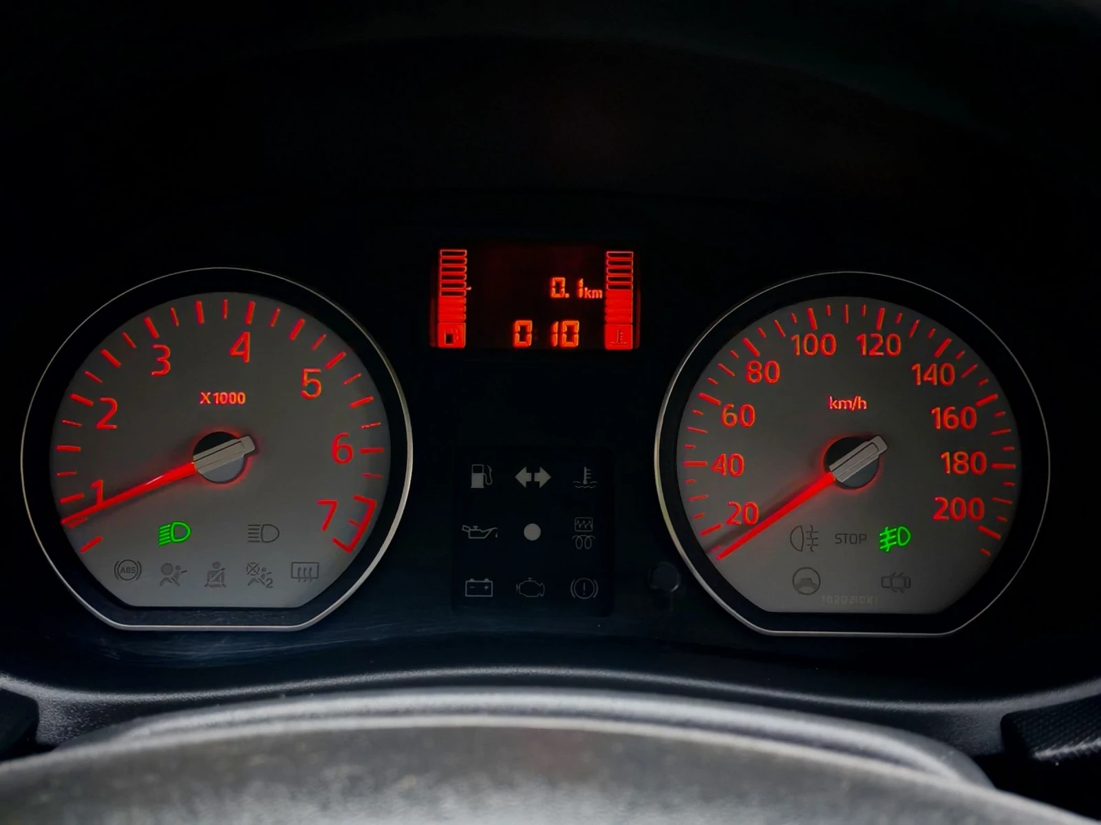 Dacia Sandero 1.2I 16V(75)* FACELIFT* EURO-5* ��� ����*  | Mobile.bg � ����������� 16