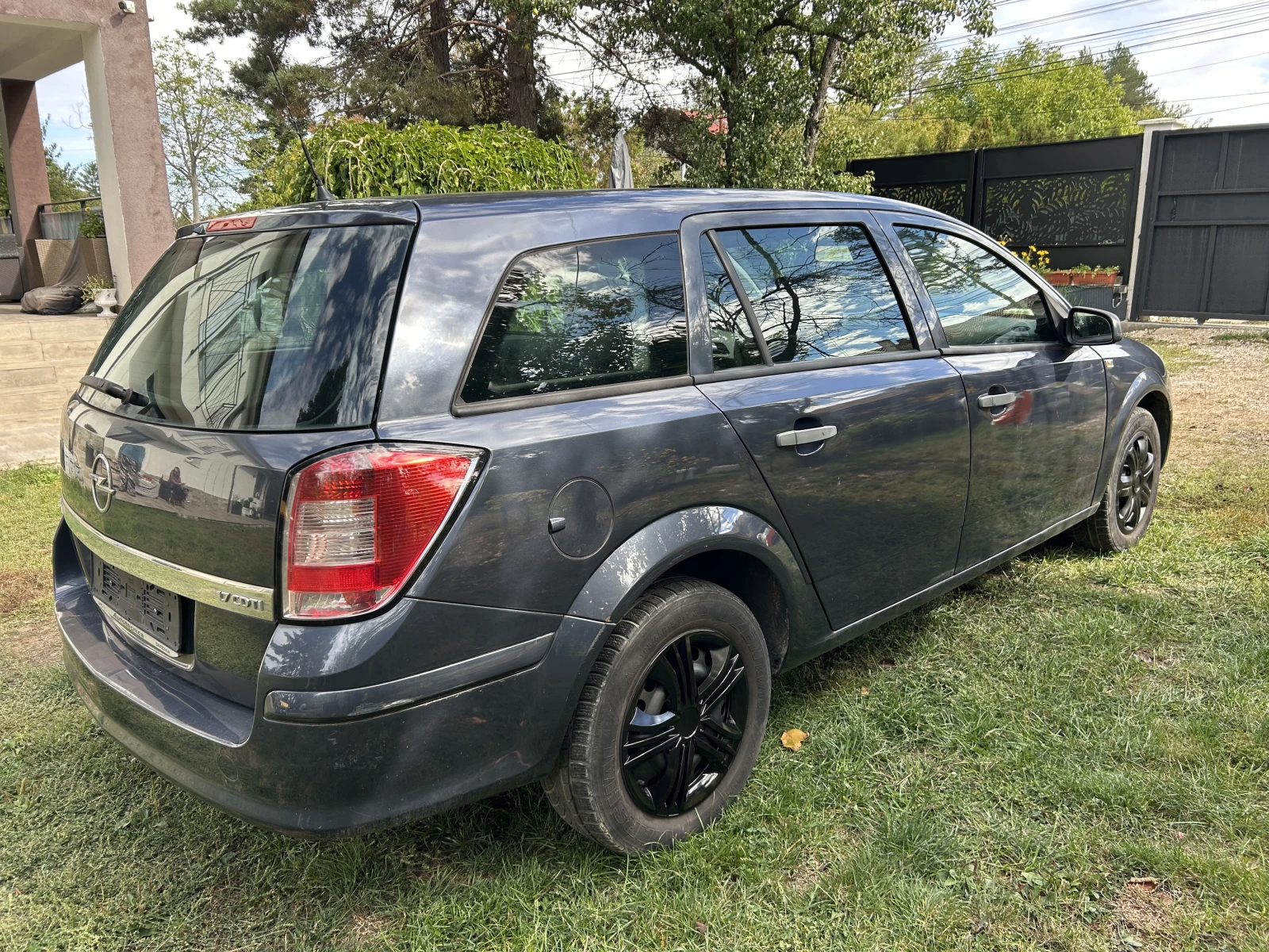Opel Astra 1.7CDTI SW Cosmo - изображение 3
