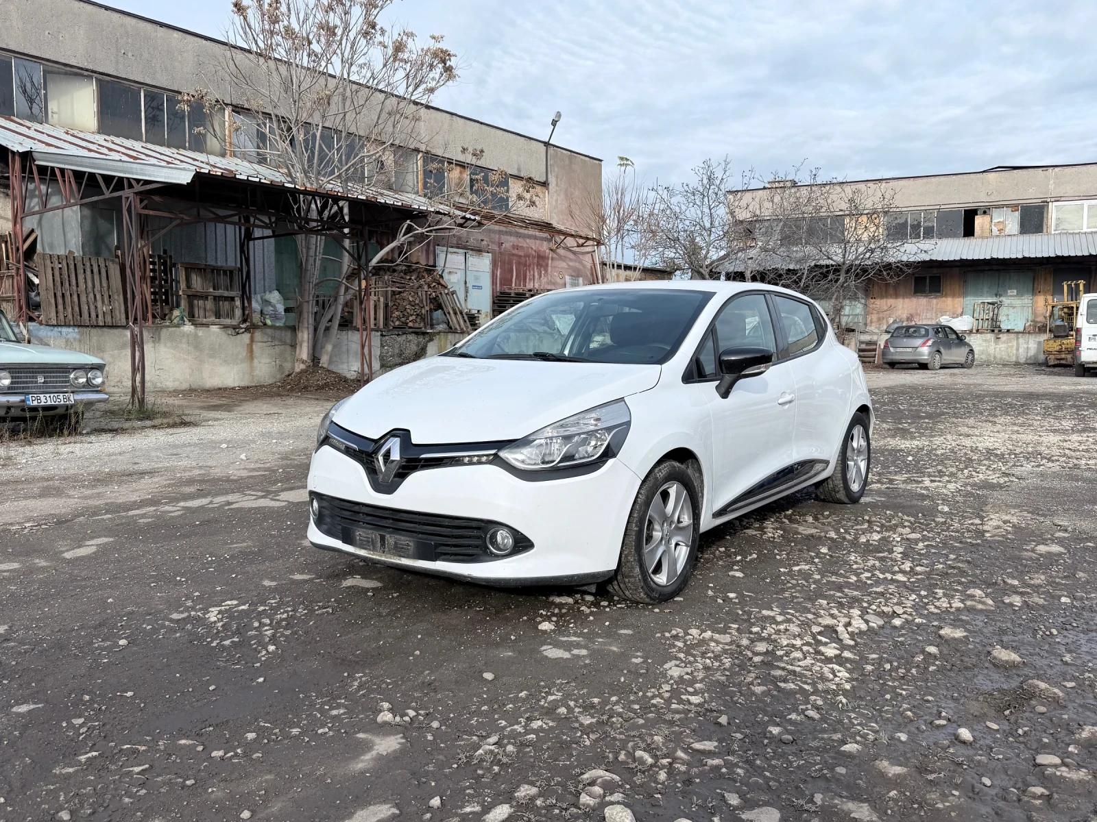 Renault Clio 1.2 безин - изображение 2