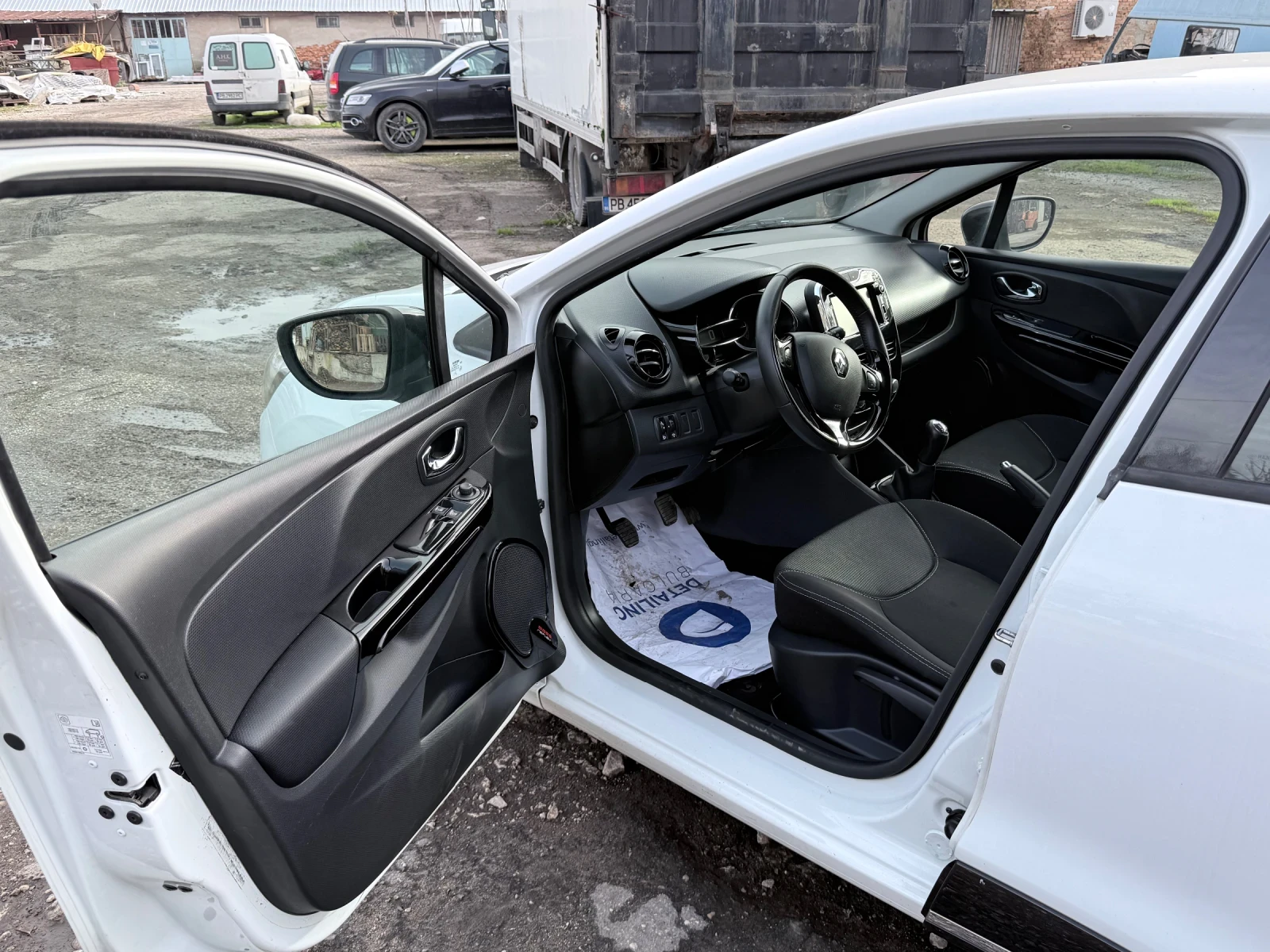 Renault Clio 1.2 ����� | Mobile.bg � ����������� 10