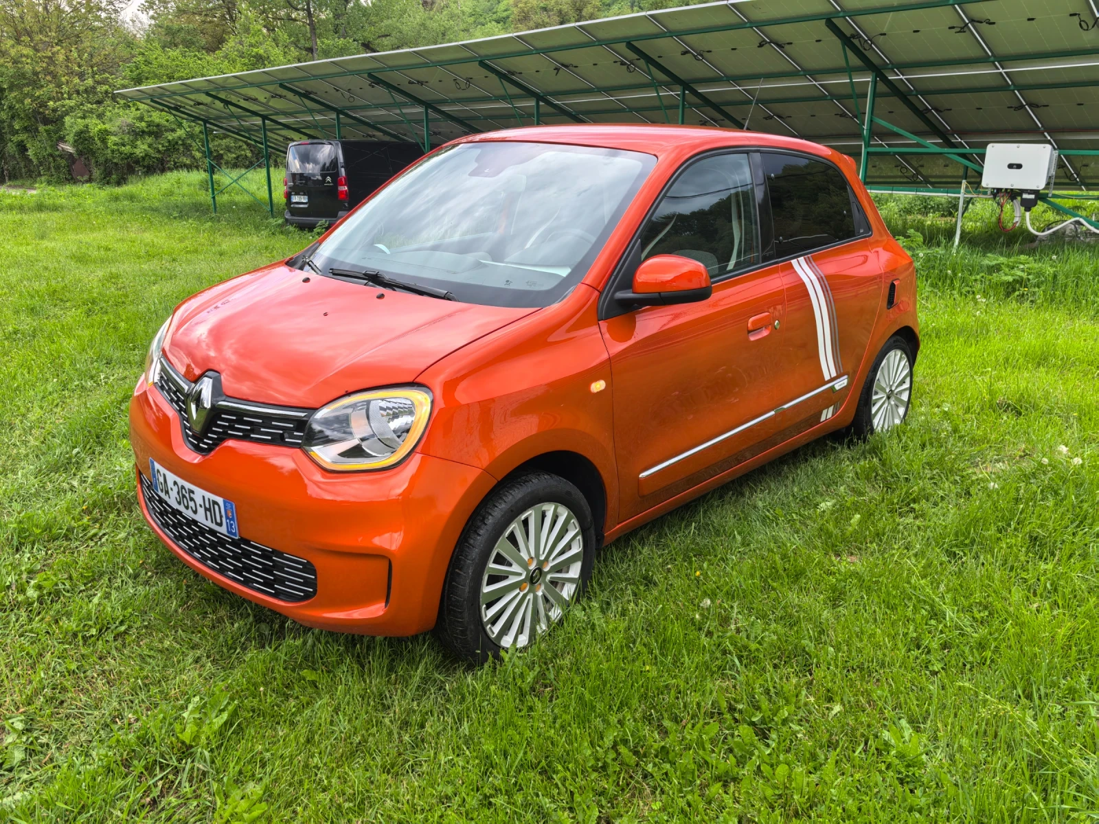Renault Twingo  VIBES ZE ПЕРФЕКТЕН 
