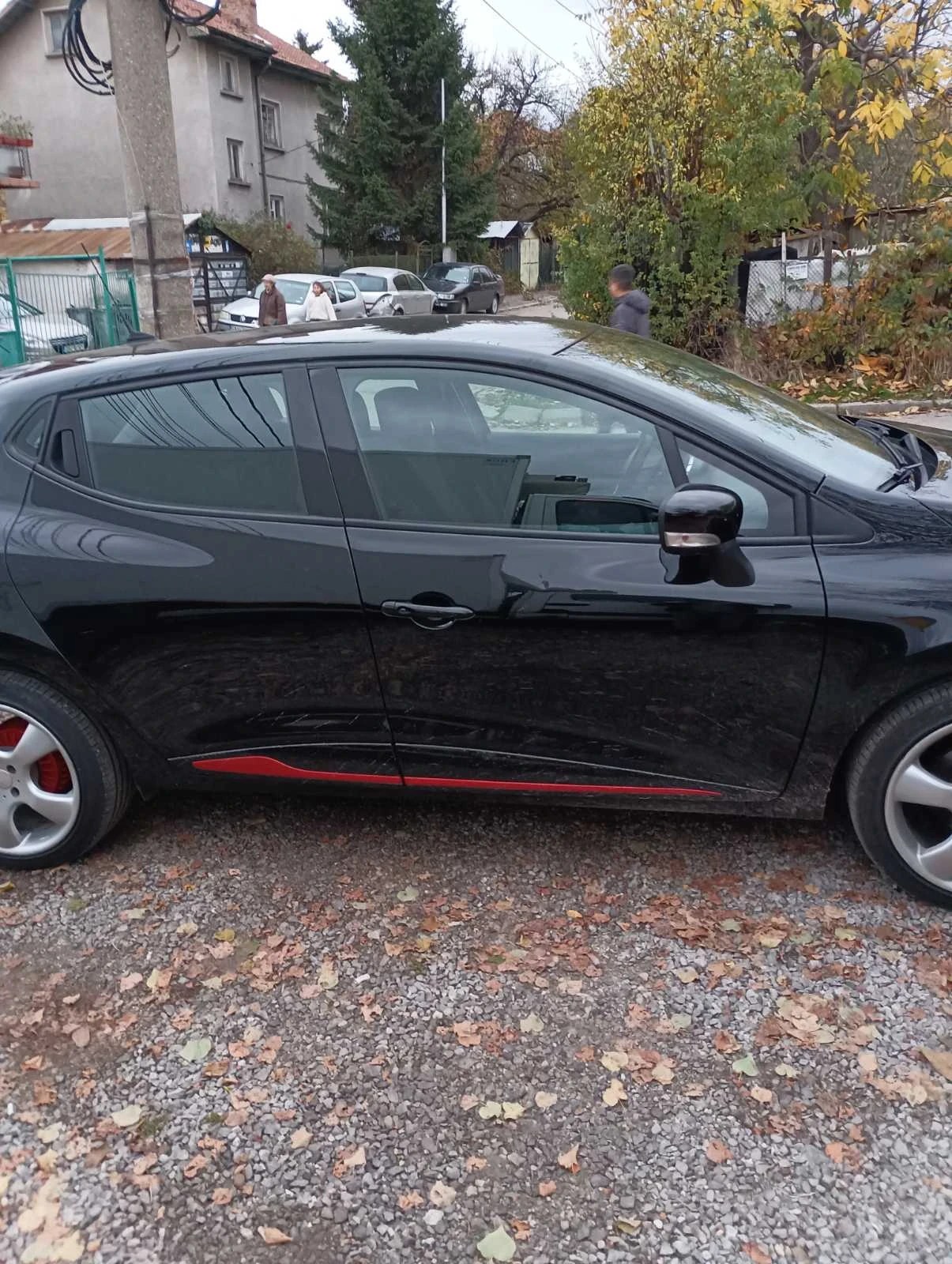 Renault Clio 0.9 turbo, снимка 5 - Автомобили и джипове - 53751317