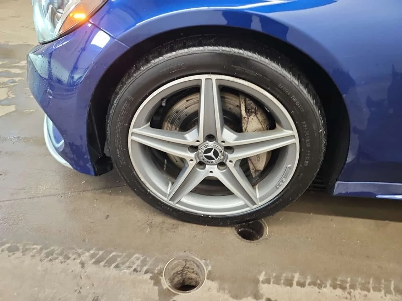 Mercedes-Benz C 300 * CARFAX * ЦЕНА ДО БГ, снимка 14 - Автомобили и джипове - 53769302