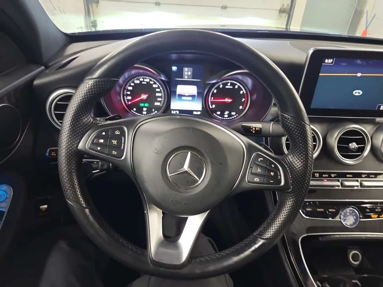 Mercedes-Benz C 300 * CARFAX * ЦЕНА ДО БГ - изображение 9