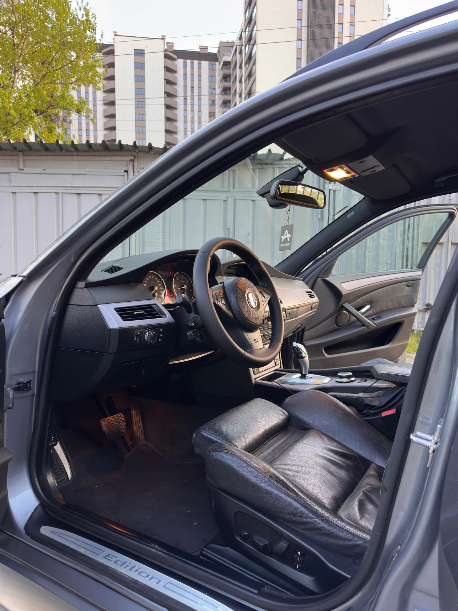 BMW 530 XD EDITION night vision, снимка 7 - Автомобили и джипове - 54336108