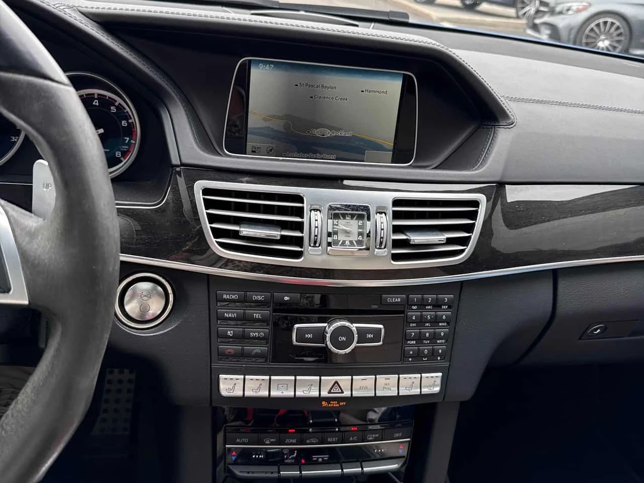 Mercedes-Benz E 63 AMG  S Model /360/DIS/ОБДУХВАНЕ/Harman Kardon, снимка 9 - Автомобили и джипове - 54379139