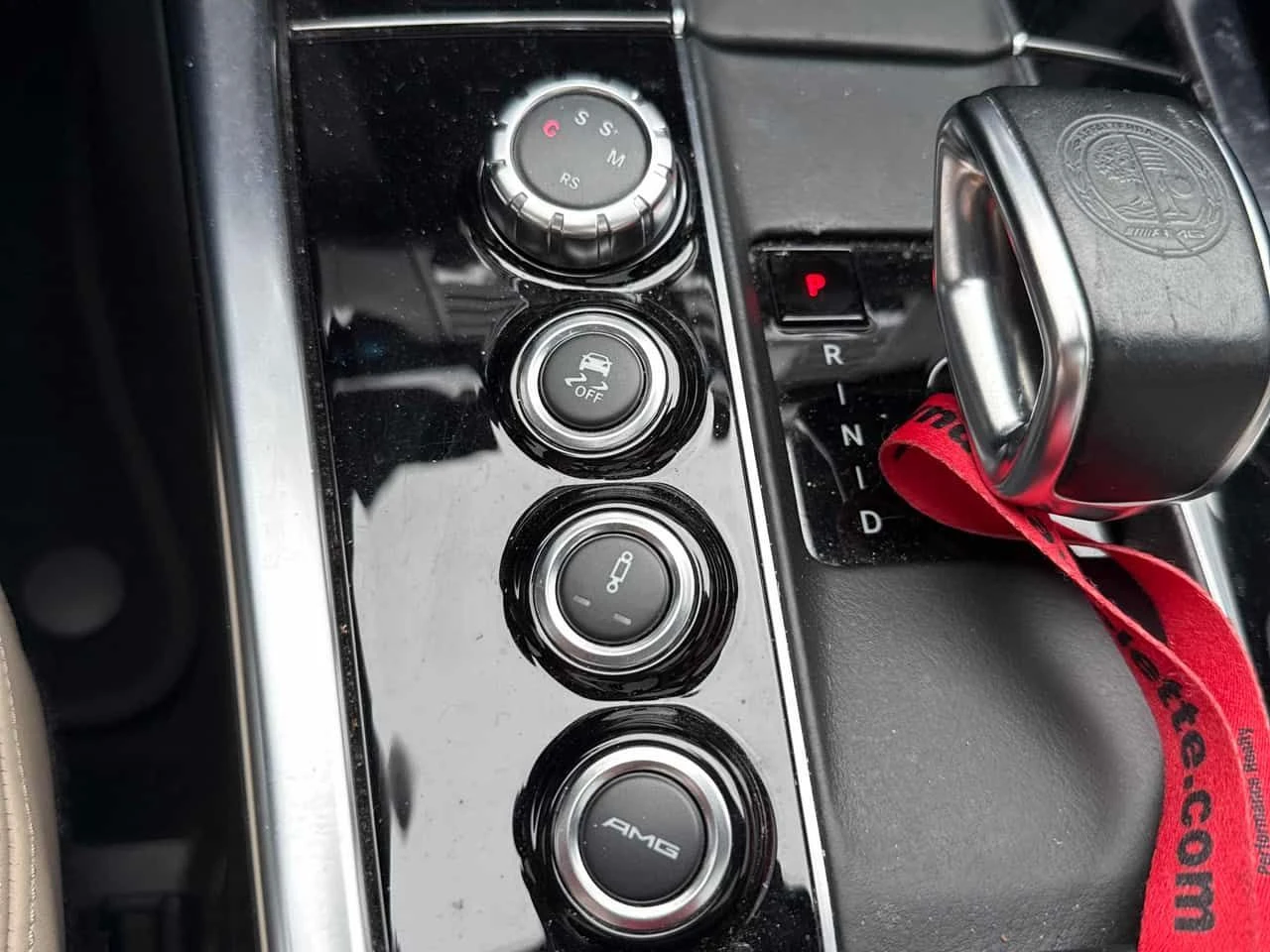 Mercedes-Benz E 63 AMG  S Model /360/DIS/ОБДУХВАНЕ/Harman Kardon, снимка 10 - Автомобили и джипове - 54379139