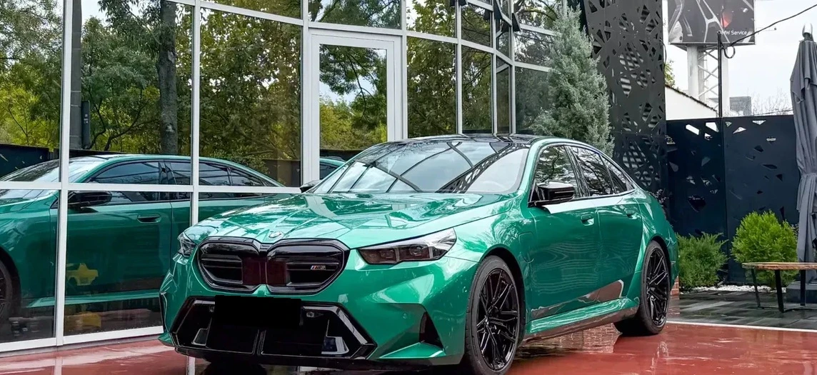 BMW M5 Competition xDrive, снимка 2 - Автомобили и джипове - 54428658