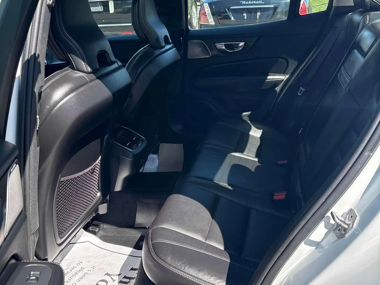 Volvo S60  Inscription /360/DIS/BOWERS&WILKINS/АВТОКРЕДИТ , снимка 10 - Автомобили и джипове - 54628248