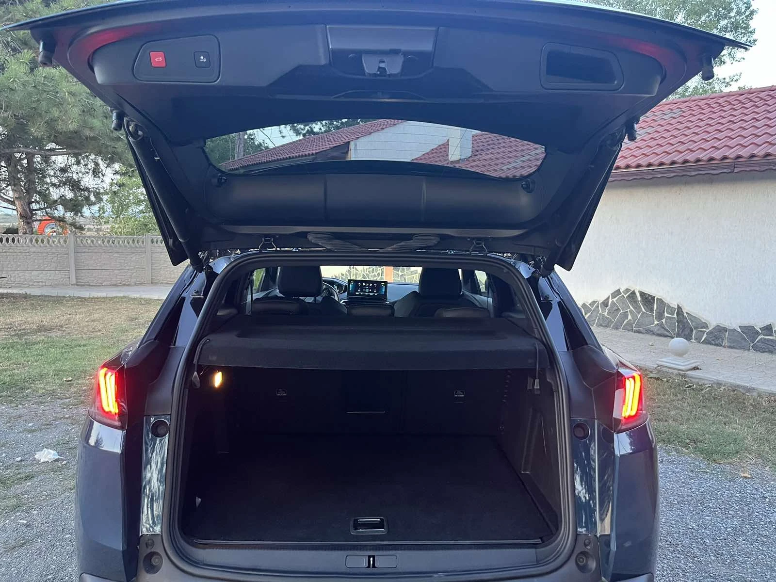 Peugeot 3008 GT LINE 67500 км./ Дистроник/Масаж/, снимка 4 - Автомобили и джипове - 54678155