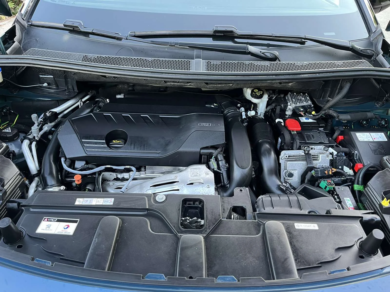 Peugeot 3008 GT LINE 67500 км./ Дистроник/Масаж/, снимка 14 - Автомобили и джипове - 54678155