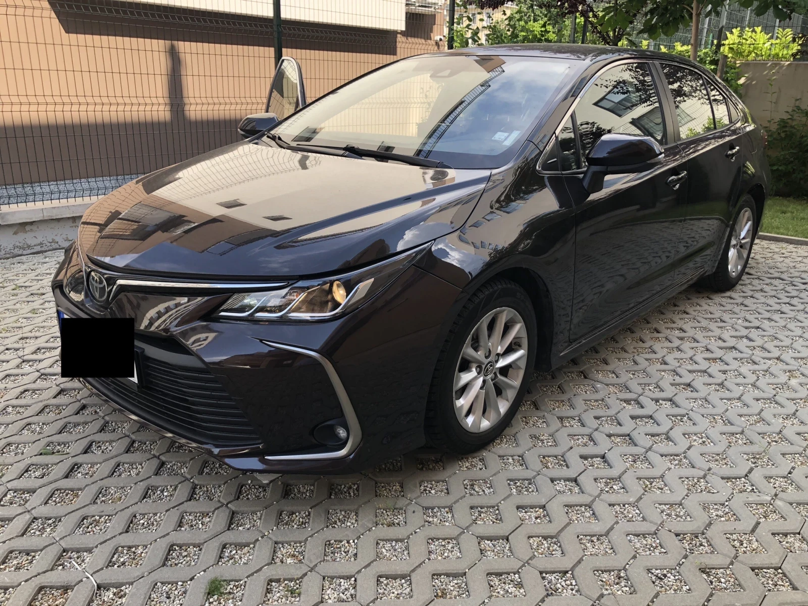 Toyota Corolla Executive 1.6, снимка 5 - Автомобили и джипове - 54894739
