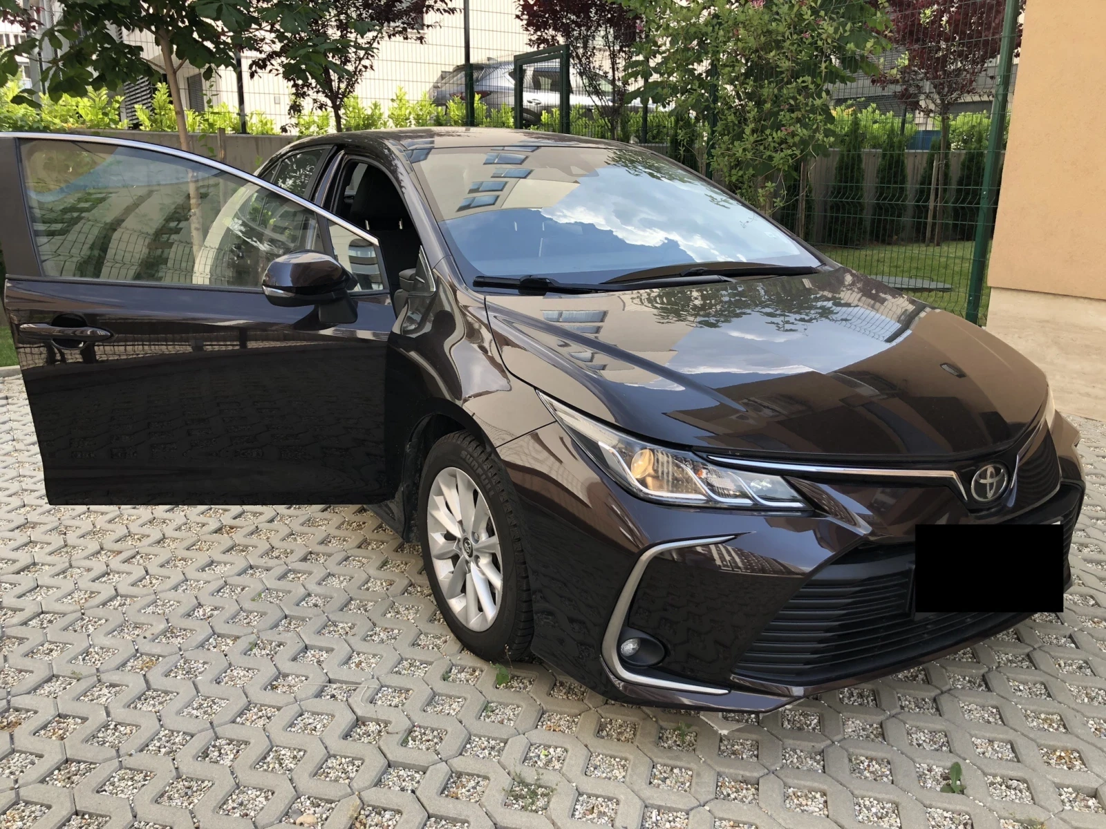 Toyota Corolla Executive 1.6, снимка 6 - Автомобили и джипове - 54894739