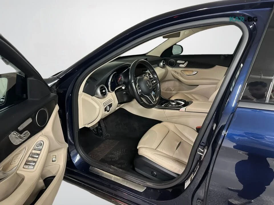 Mercedes-Benz C 300  Пано * АвтоКредит * (ЦЕНА ДО БГ), снимка 13 - Автомобили и джипове - 55009803