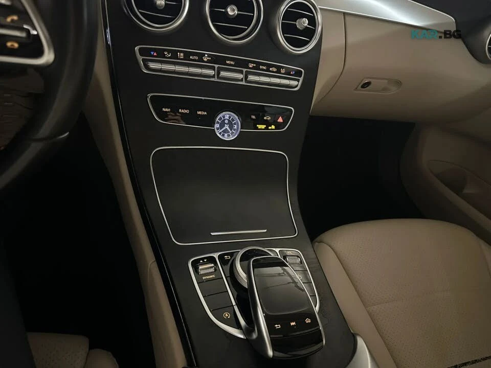 Mercedes-Benz C 300  Пано * АвтоКредит * (ЦЕНА ДО БГ), снимка 10 - Автомобили и джипове - 55009803