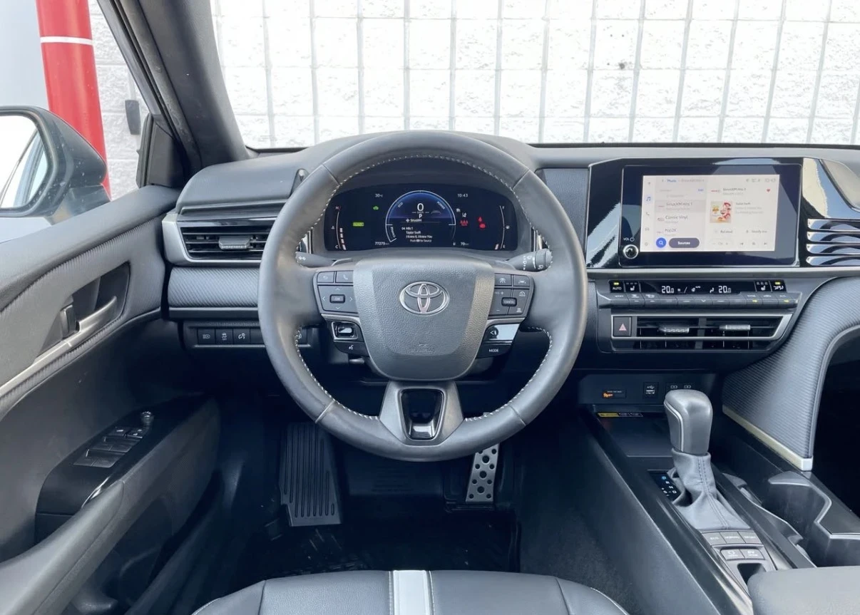 Toyota Camry HYBRID SE * AWD * BLIND SPOT * LED * CARPLAY *  | Mobile.bg � ����������� 4