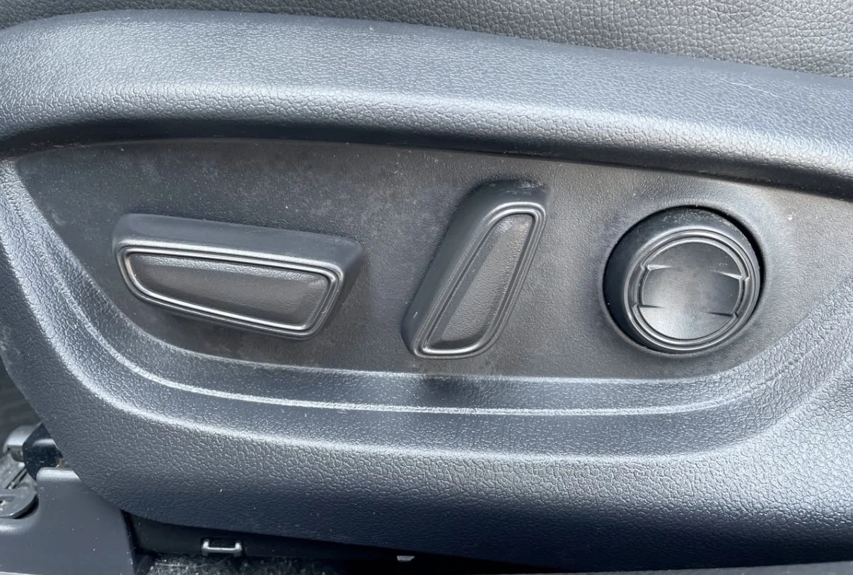 Toyota Camry HYBRID SE * AWD * BLIND SPOT * LED * CARPLAY *  | Mobile.bg � ����������� 8