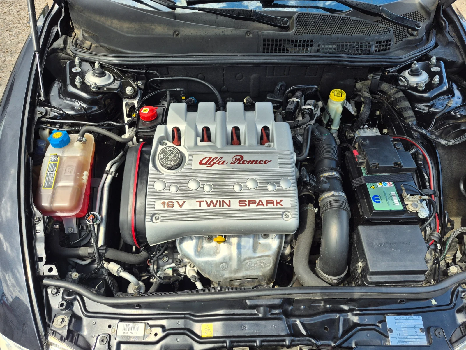 Alfa Romeo Gt 1.8 Бензин, снимка 12 - Автомобили и джипове - 55415383