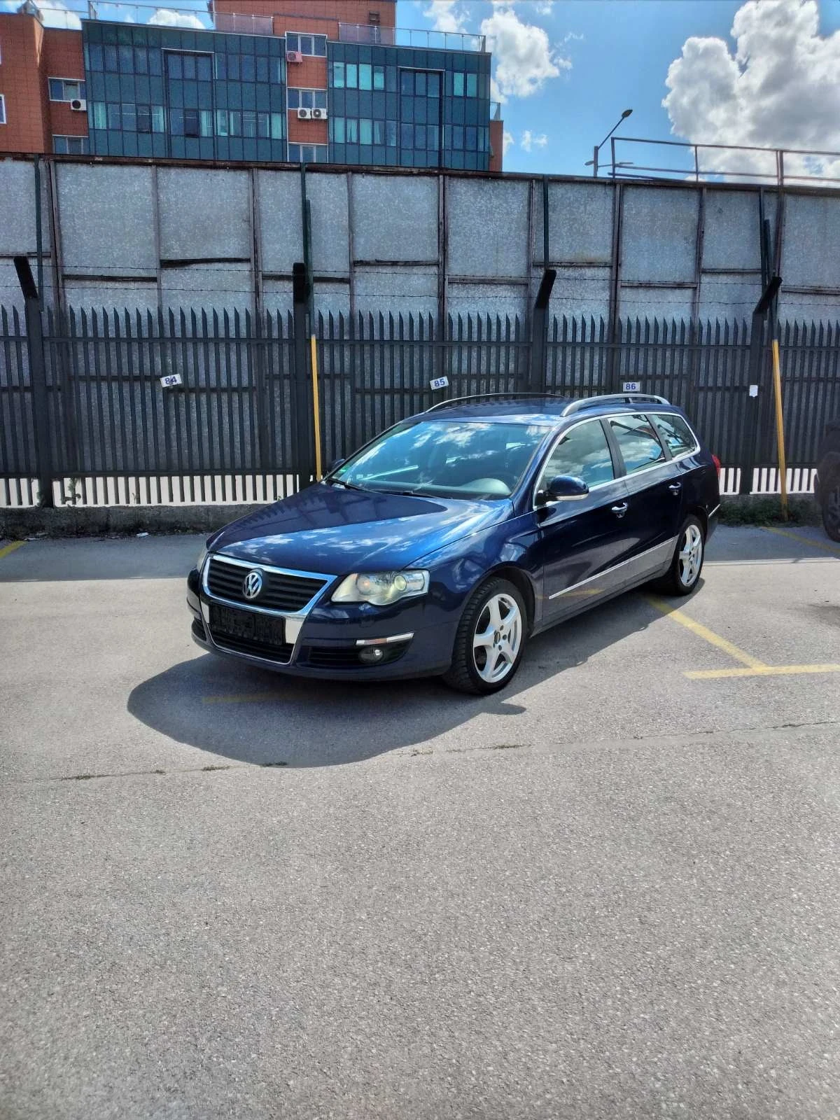 VW Passat 2.0 TDi, снимка 3 - Автомобили и джипове - 55503018