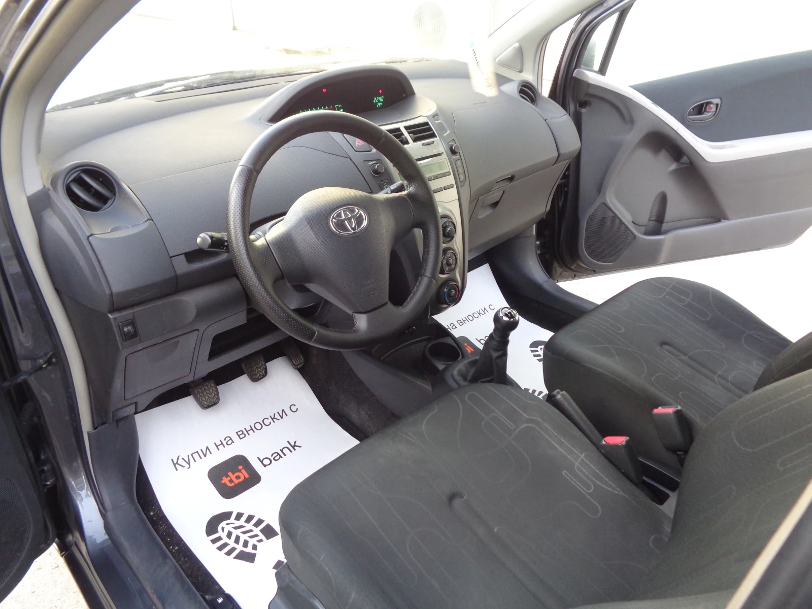 Toyota Yaris 1.0VVT-i-NEW FACE-BARTER-LIZING, снимка 11 - Автомобили и джипове - 55618117