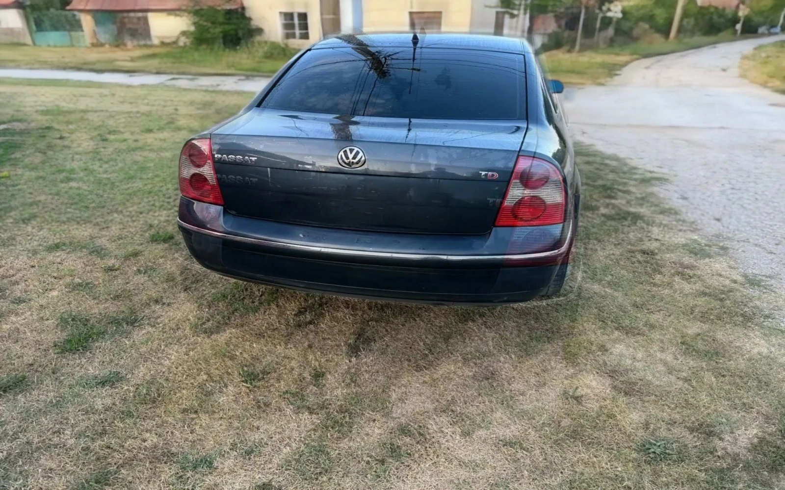 VW Passat, снимка 2 - Автомобили и джипове - 55667565