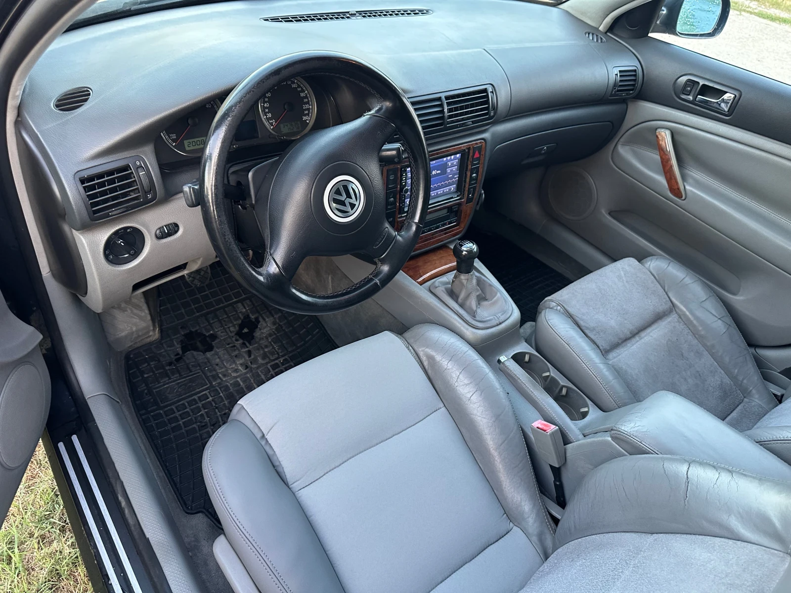 VW Passat, снимка 3 - Автомобили и джипове - 55667565
