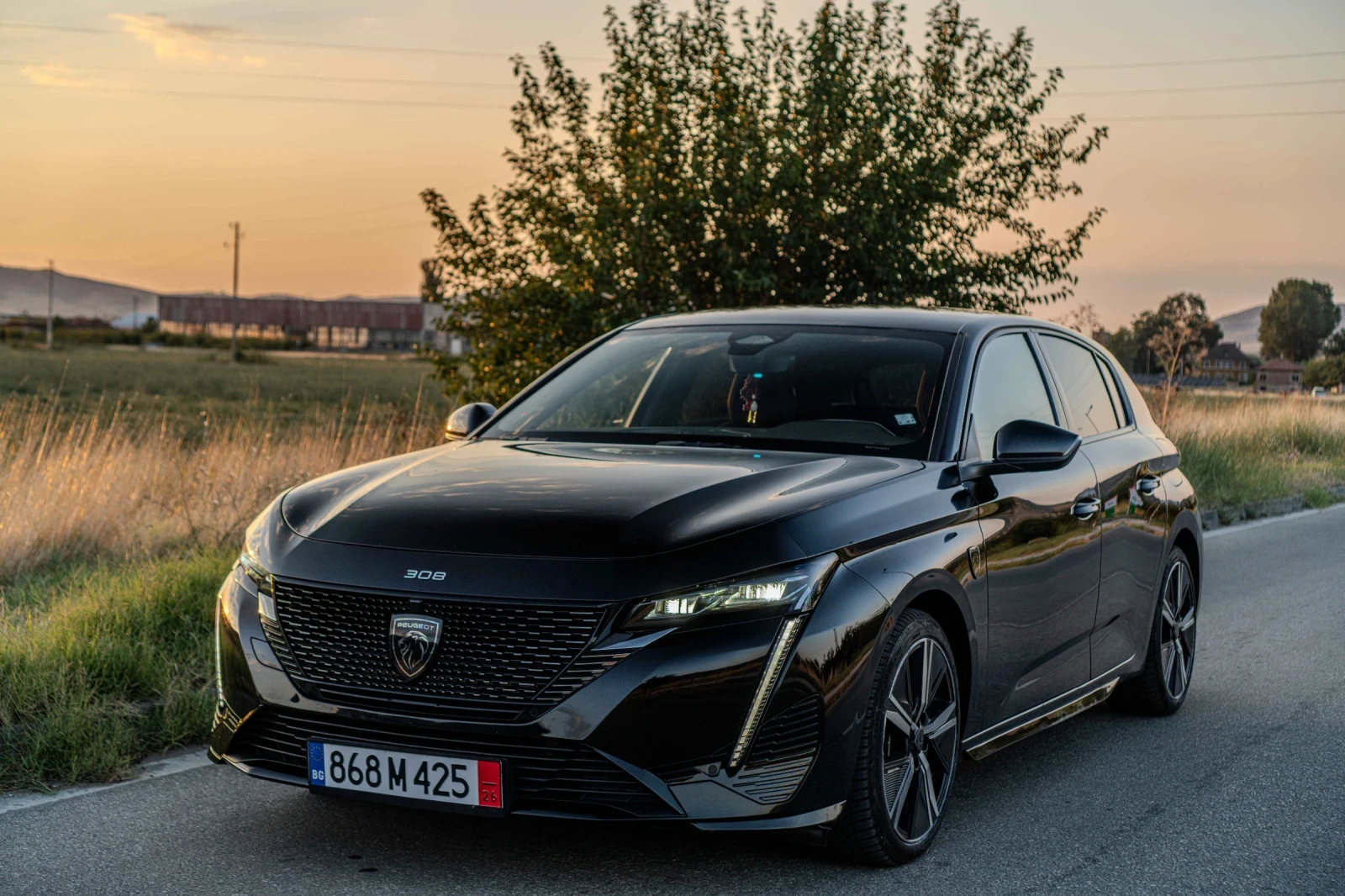 Peugeot 308 1.6 Plug in hybrid GT 100k km сервизна история, снимка 4 - Автомобили и джипове - 55671742